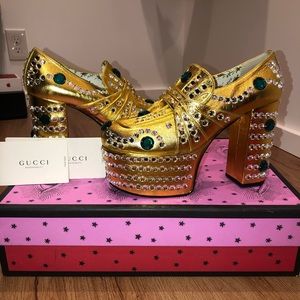 Selling my gorgeous  Gucci Platform Loafers .